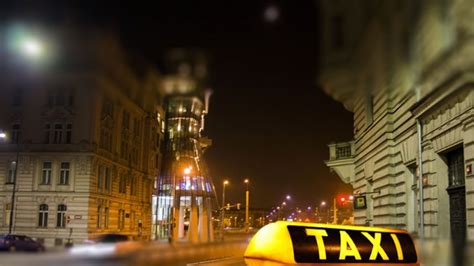 Taxi a Praga: Informazioni vitali, prezzi e consigli .